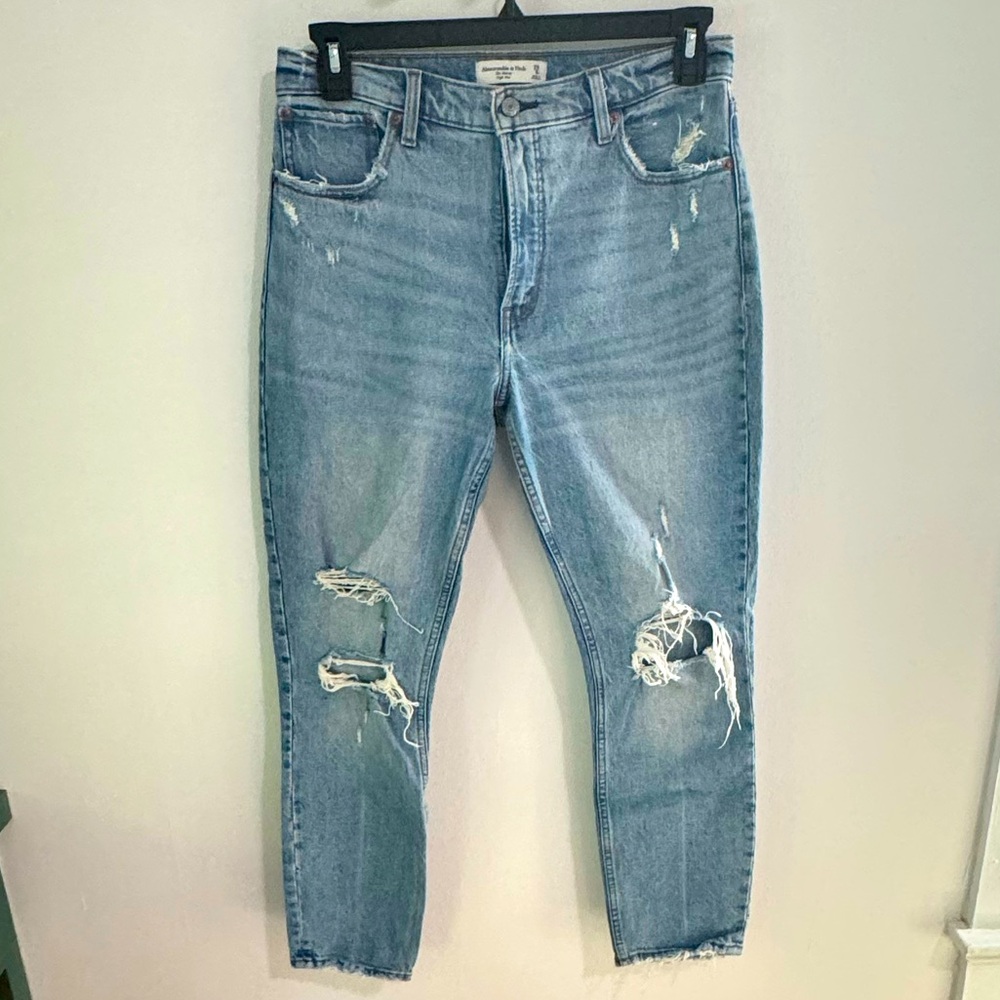 A&F Mom Jean